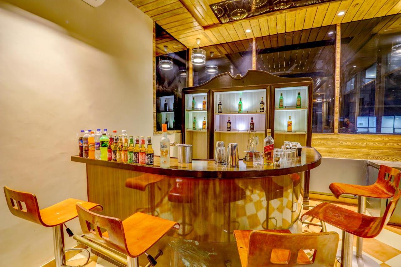 אודייפור Hotel Shree Nanda מראה חיצוני תמונה